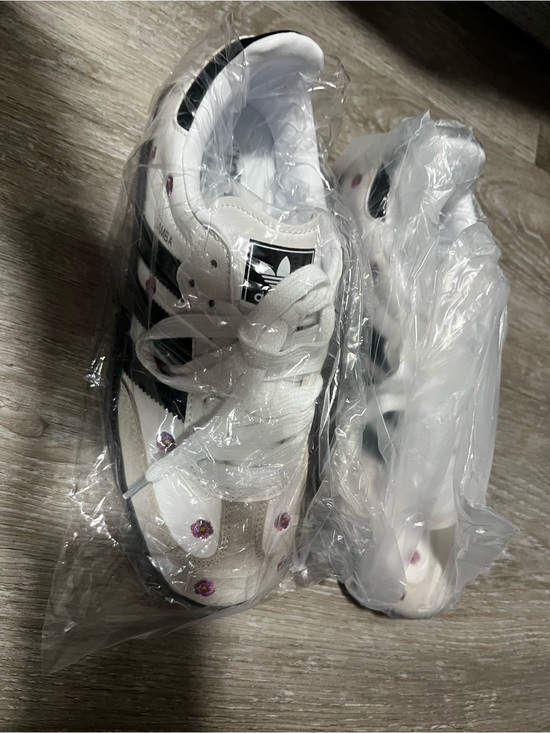 Dhgate Shoes - Flowered Samba Inspired Sneakers